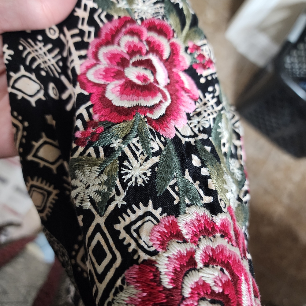 Savanna Jane Black and Pink Floral Cardigan - Picture 4 of 5